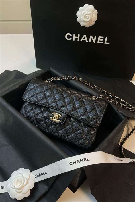 Chanel lambskin vs caviar bag